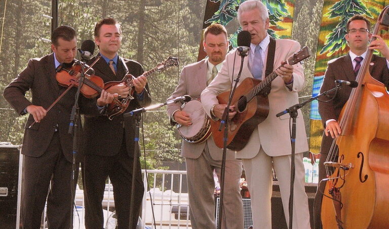 Bluegrass Festivals | Rosewood & Hog | Flatpicking And Bluegrass Guitar